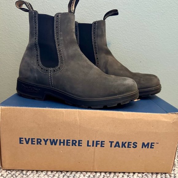 Blundstone Shoes - Women’s blundstone 1630 boots, new! size 8/aus 5.5
